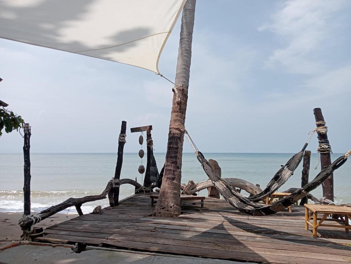 Scandinavian Beach Resort Ko Lanta Екстериор снимка