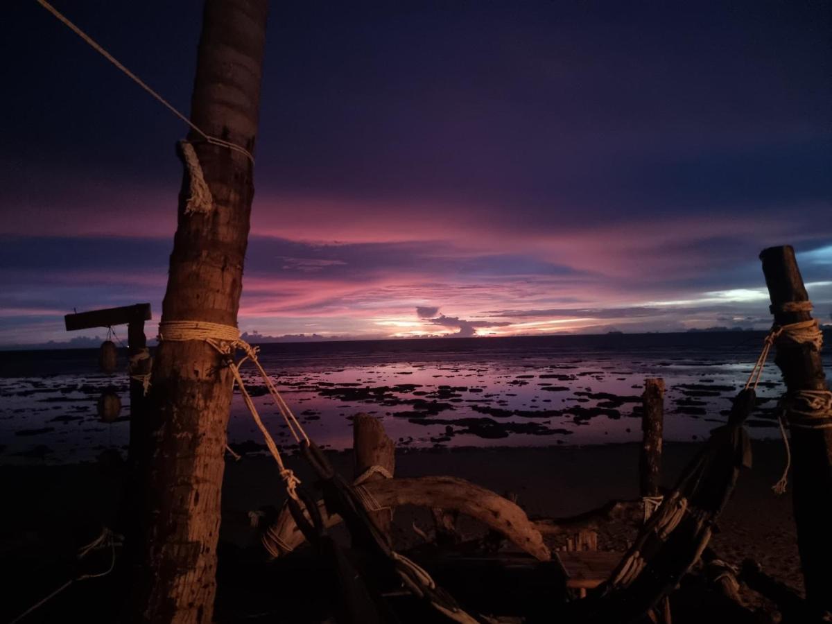 Scandinavian Beach Resort Ko Lanta Екстериор снимка
