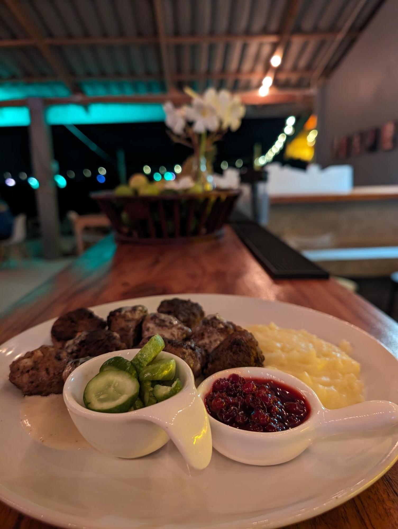 Scandinavian Beach Resort Ko Lanta Екстериор снимка